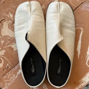 White Tabi Mules